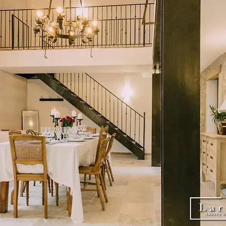 Petit Larrouze 度假居 康顿